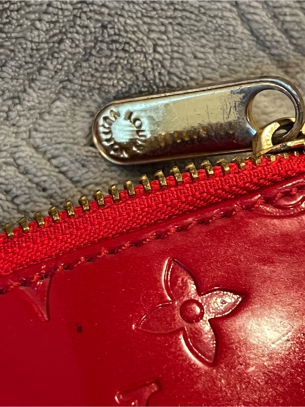 Louis Vuitton Red Vernis Patent Tote with Tan Handles - Picture 7 of 10